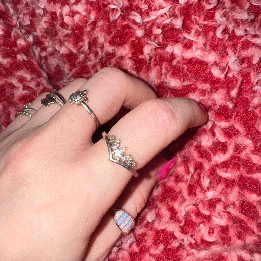Pandora Elegant Silver Crown Ring
